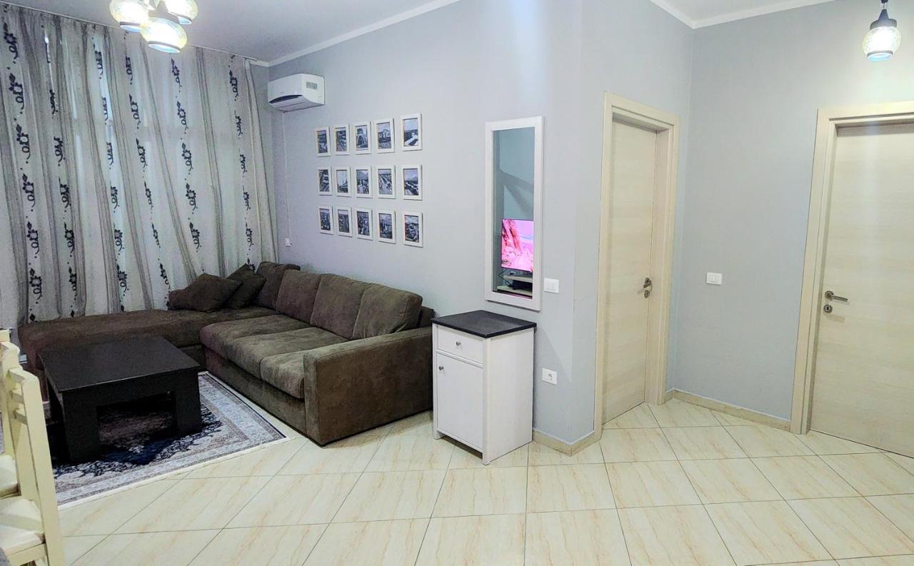 Pleasing Place With Free Parking On Site In Tirana Komuna E Parisit Экстерьер фото