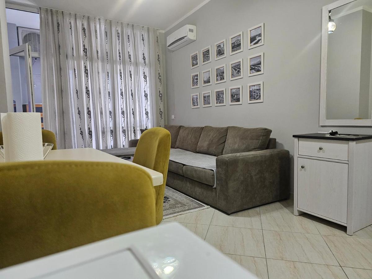 Pleasing Place With Free Parking On Site In Tirana Komuna E Parisit Экстерьер фото